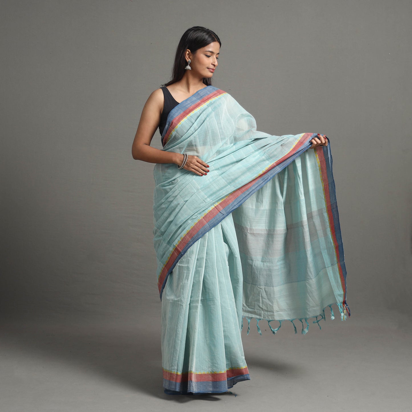 Lotus Dobby Cotton Handloom Saree 102