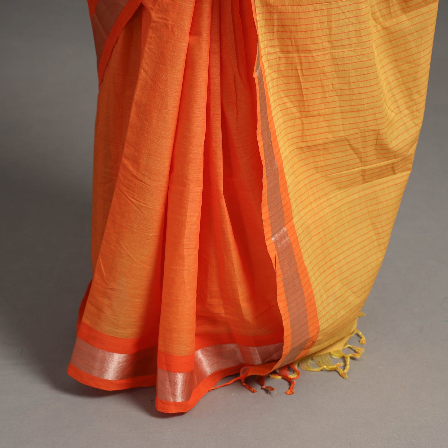 Kacheta Zari Dobby Cotton Handloom Saree 105