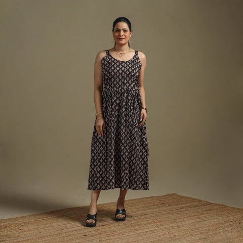 Hand Block Print Natural Dyed Cotton Button Down Bagru Dress 03