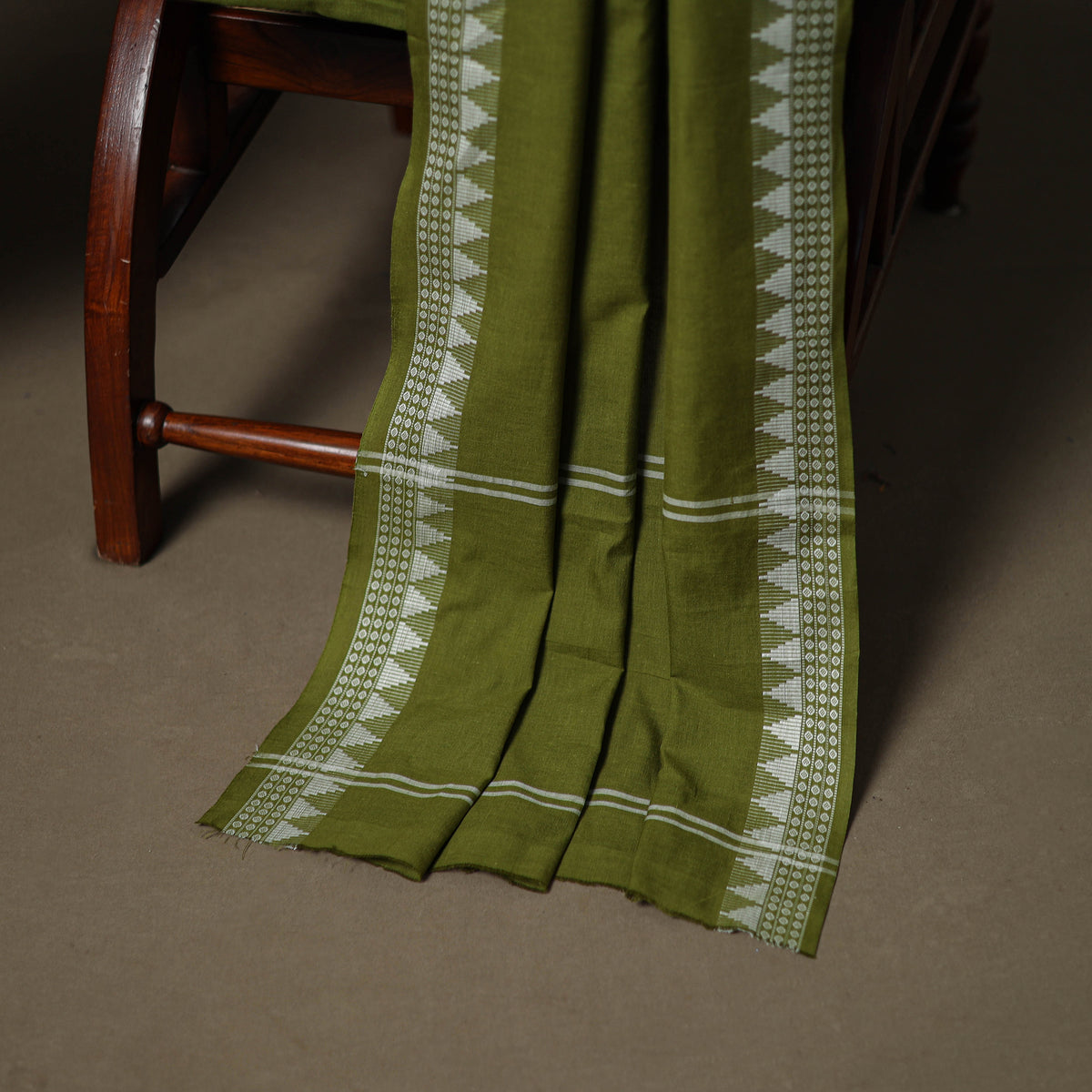 Sanganeri Block Print Cotton Unstitched Dress Material: Kurta, Bottom & Dupatta with Jewellery 09