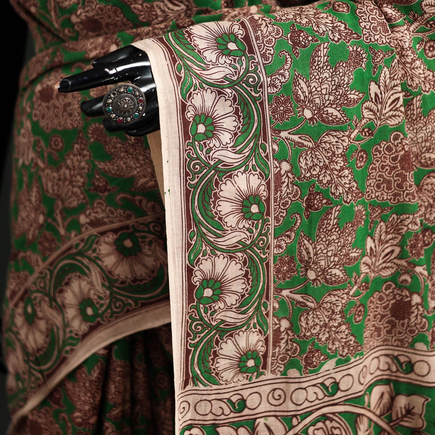 Cotton Saree in Kalamkari Print  26