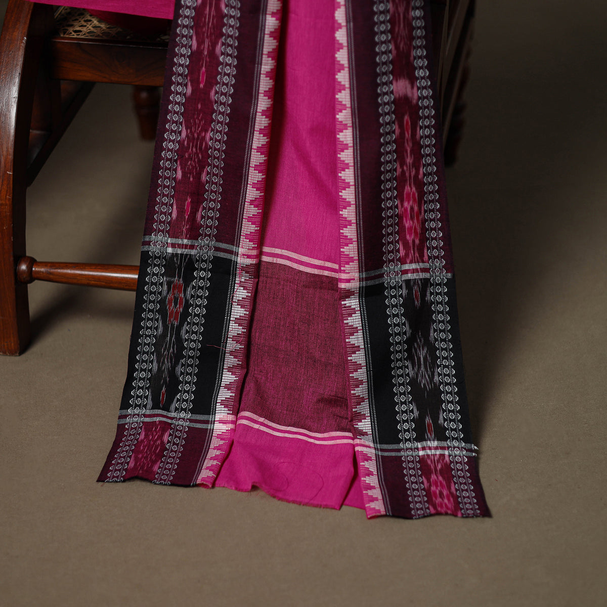 Sanganeri Block Print Cotton Unstitched Dress Material: Kurta, Bottom & Dupatta with Jewellery 11