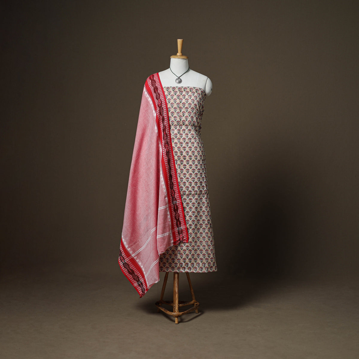 Sanganeri Block Print Cotton Unstitched Dress Material: Kurta, Bottom & Dupatta with Jewellery 12
