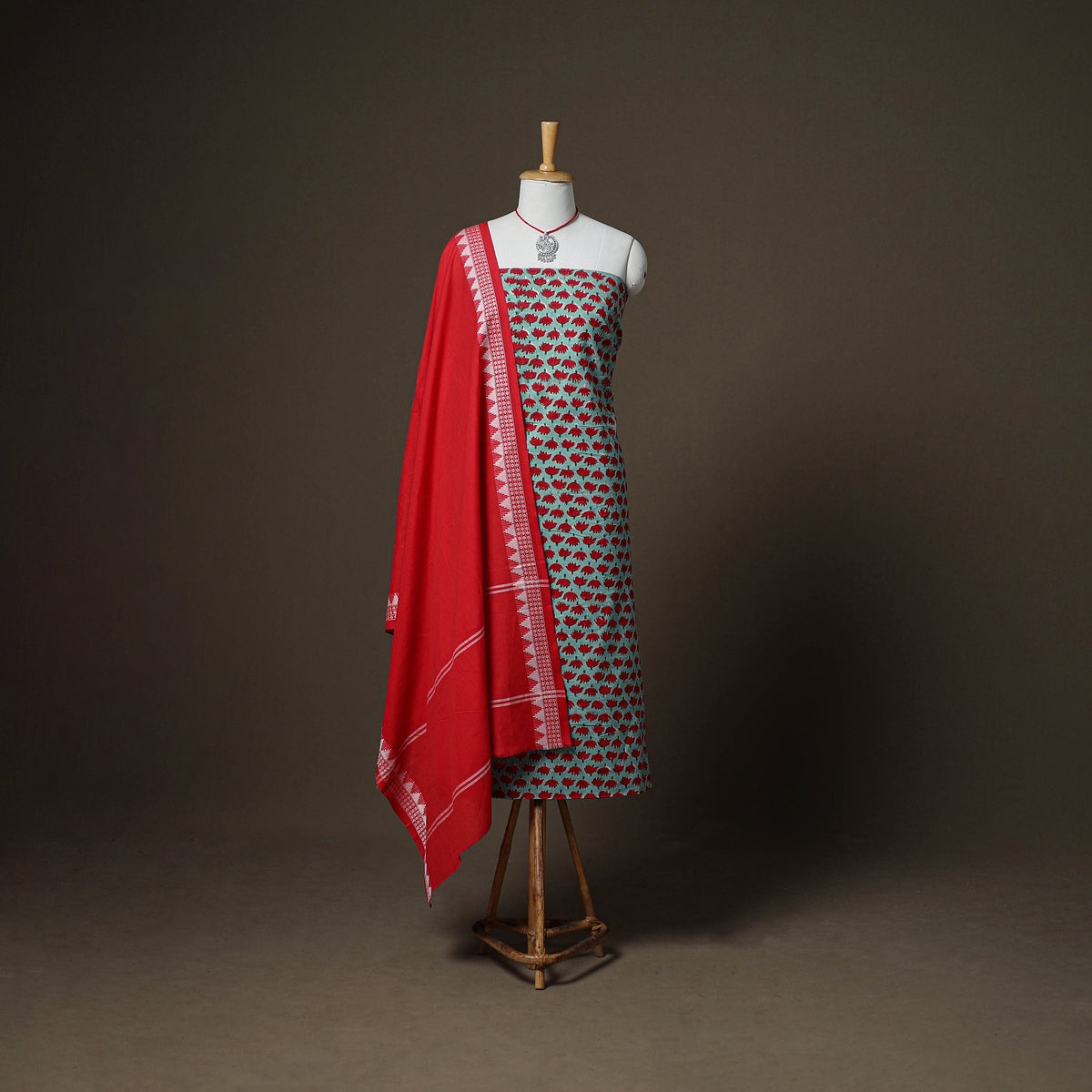Sanganeri Block Print Cotton Unstitched Dress Material: Kurta, Bottom & Dupatta with Jewellery 13