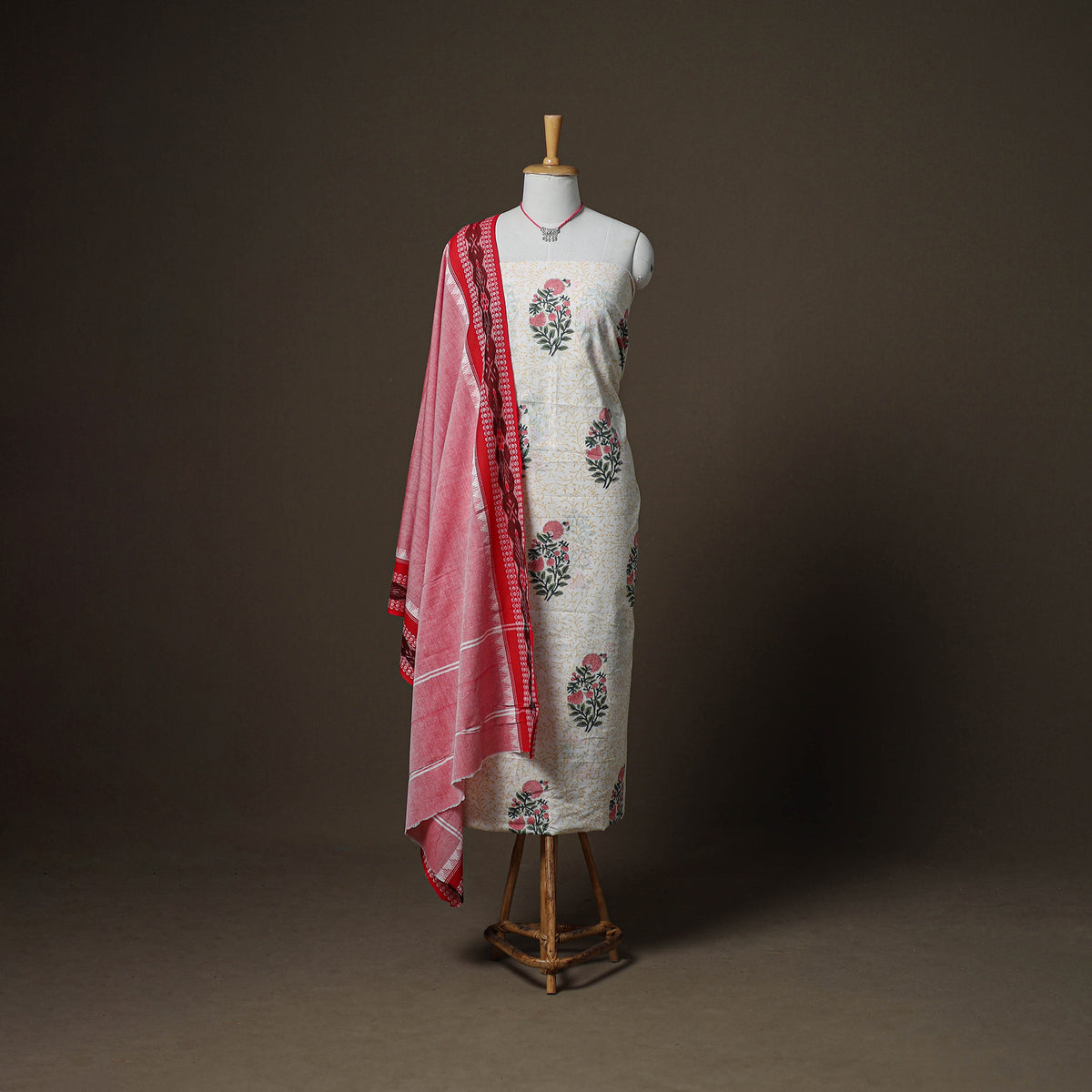 Sanganeri Block Print Cotton Unstitched Dress Material: Kurta, Bottom & Dupatta with Jewellery 15