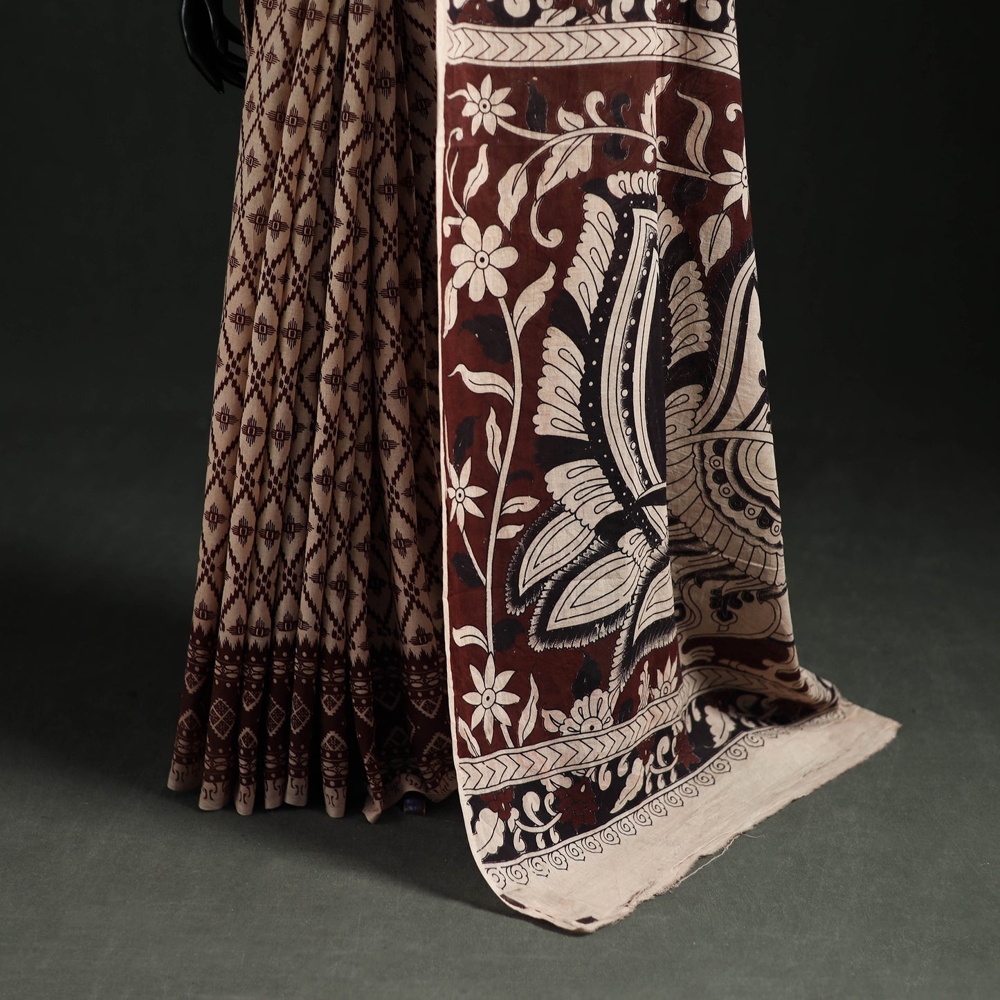 Cotton Saree in Kalamkari Print  33