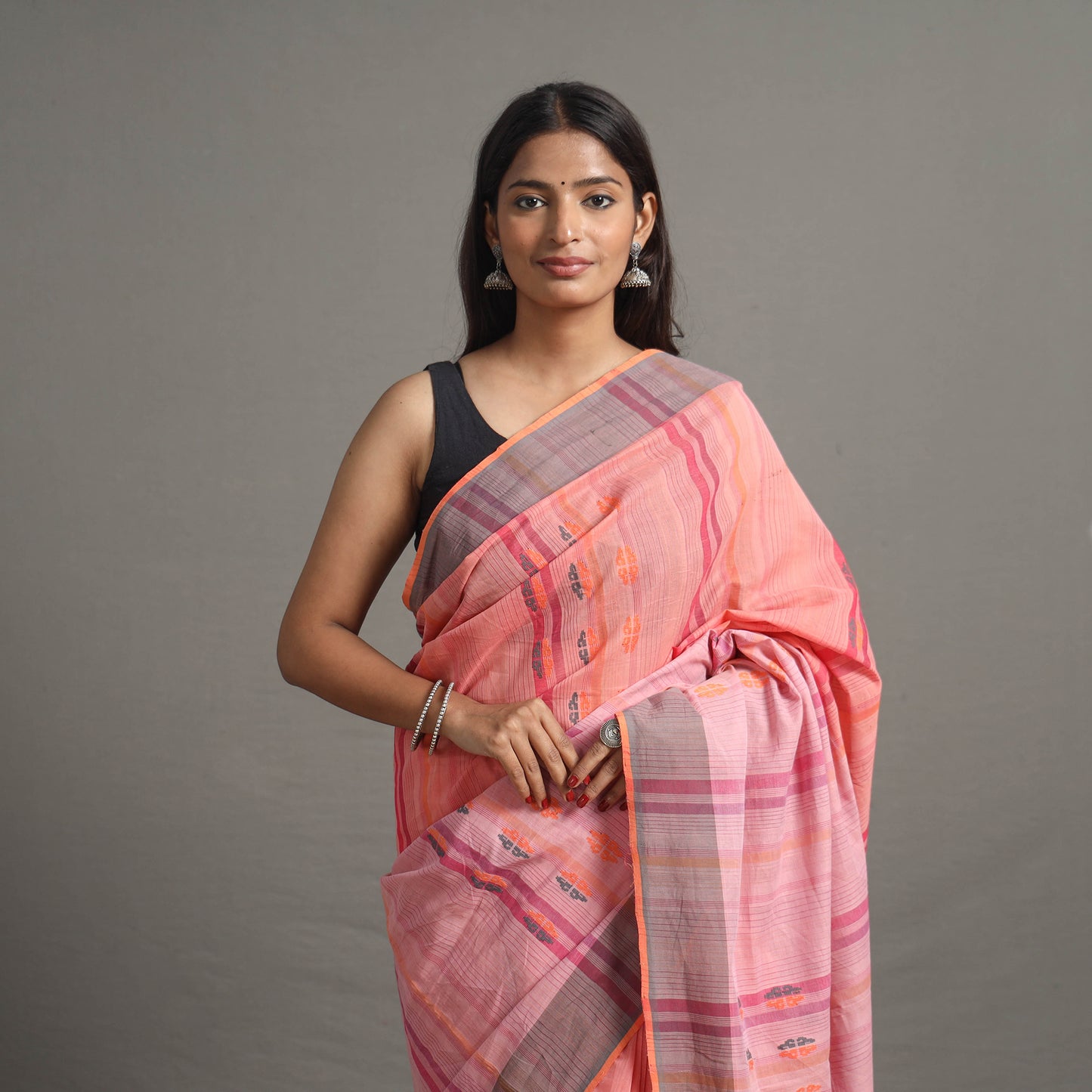 Suman Thread Buta Cotton Handloom Saree 118