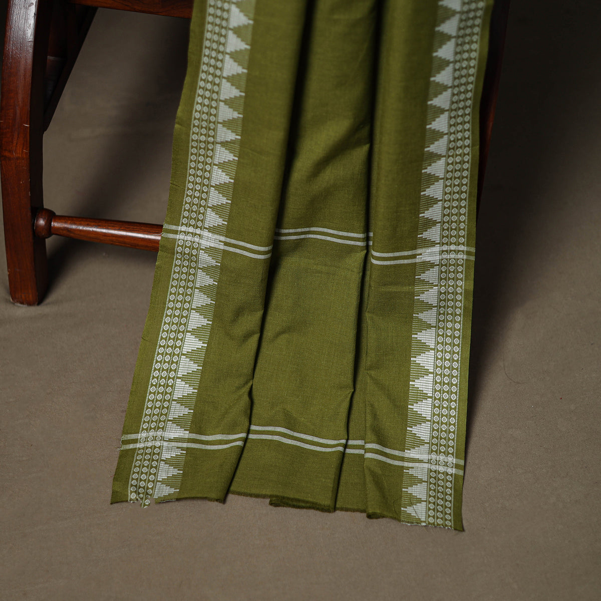 Sanganeri Block Print Cotton Unstitched Dress Material: Kurta, Bottom & Dupatta with Jewellery 18