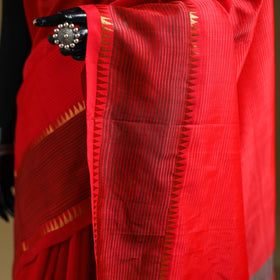 Red - Pure Handwoven Mangalagiri Silk Cotton Pattu Saree with Zari Border 09