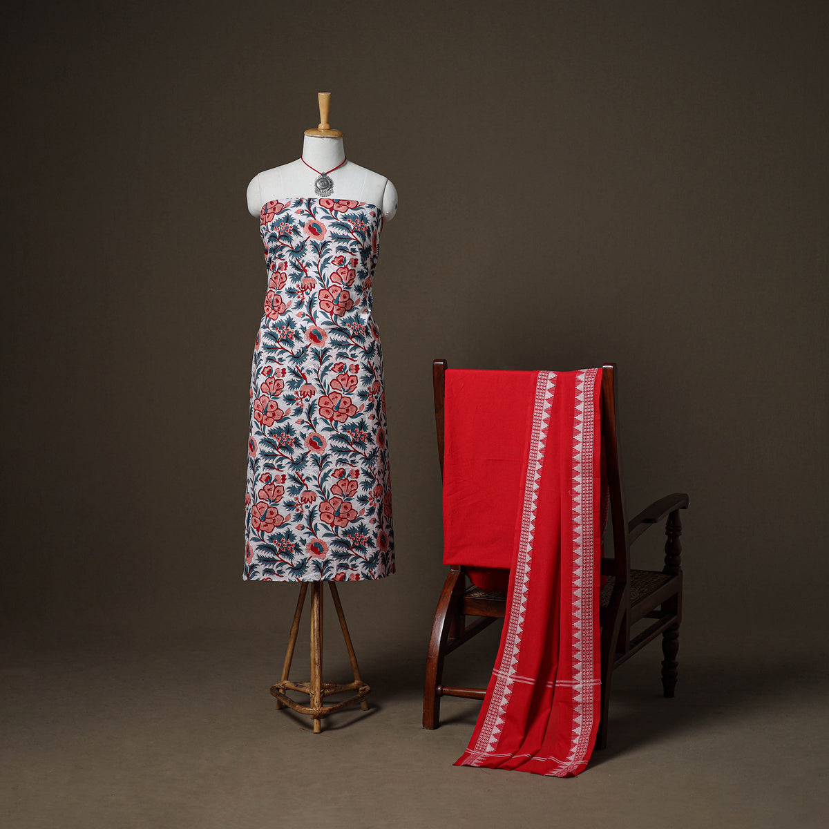 Sanganeri Block Print Cotton Unstitched Dress Material: Kurta, Bottom & Dupatta with Jewellery 22