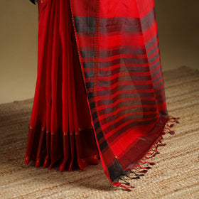 Red - Pure Handwoven Mangalagiri Silk Cotton Pattu Saree with Zari Border 09