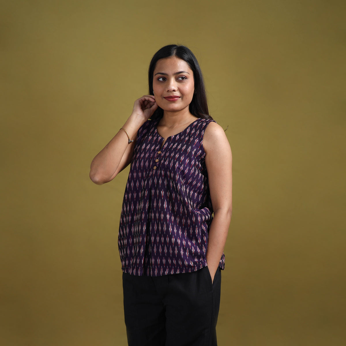 Pochampally Ikat Mercerised Cotton Sleeveless Crop Top for Women 10