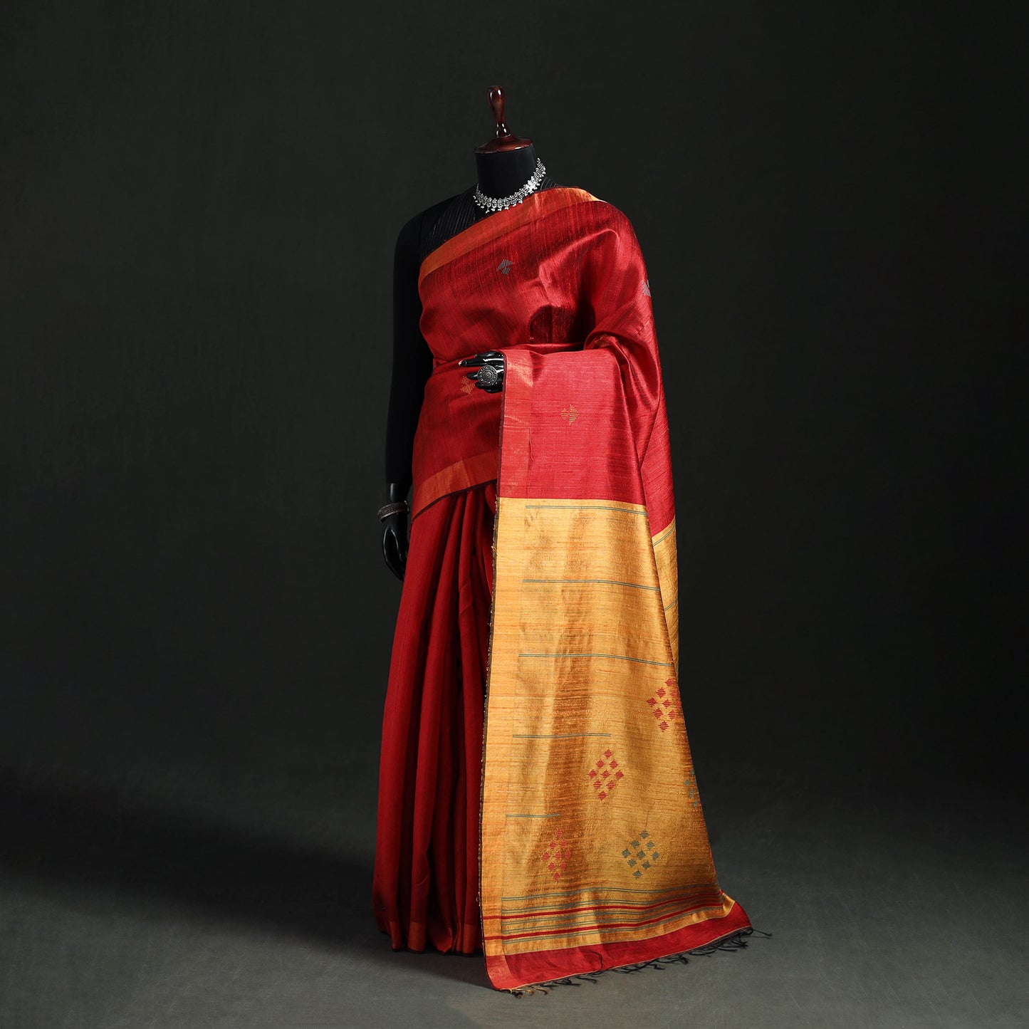 Handspun Handwoven Bhagalpuri Tussar Silk Saree 02