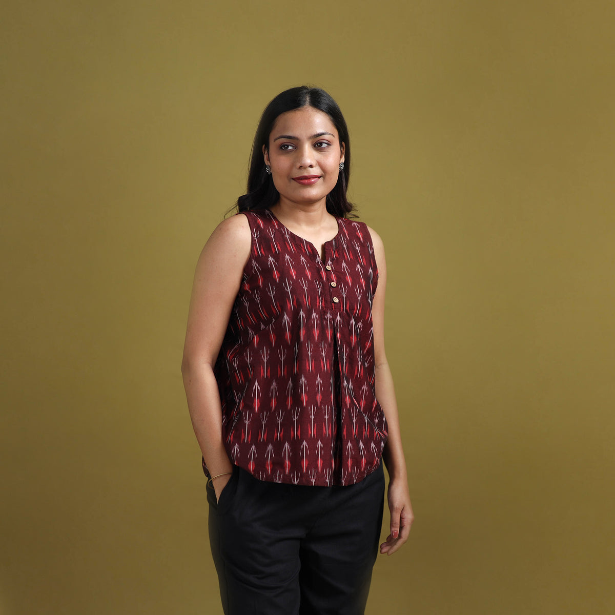 Pochampally Ikat Mercerised Cotton Sleeveless Crop Top for Women 09