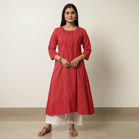 Red - Plain Running Stitch Cotton Pintuck Long Kurta 43