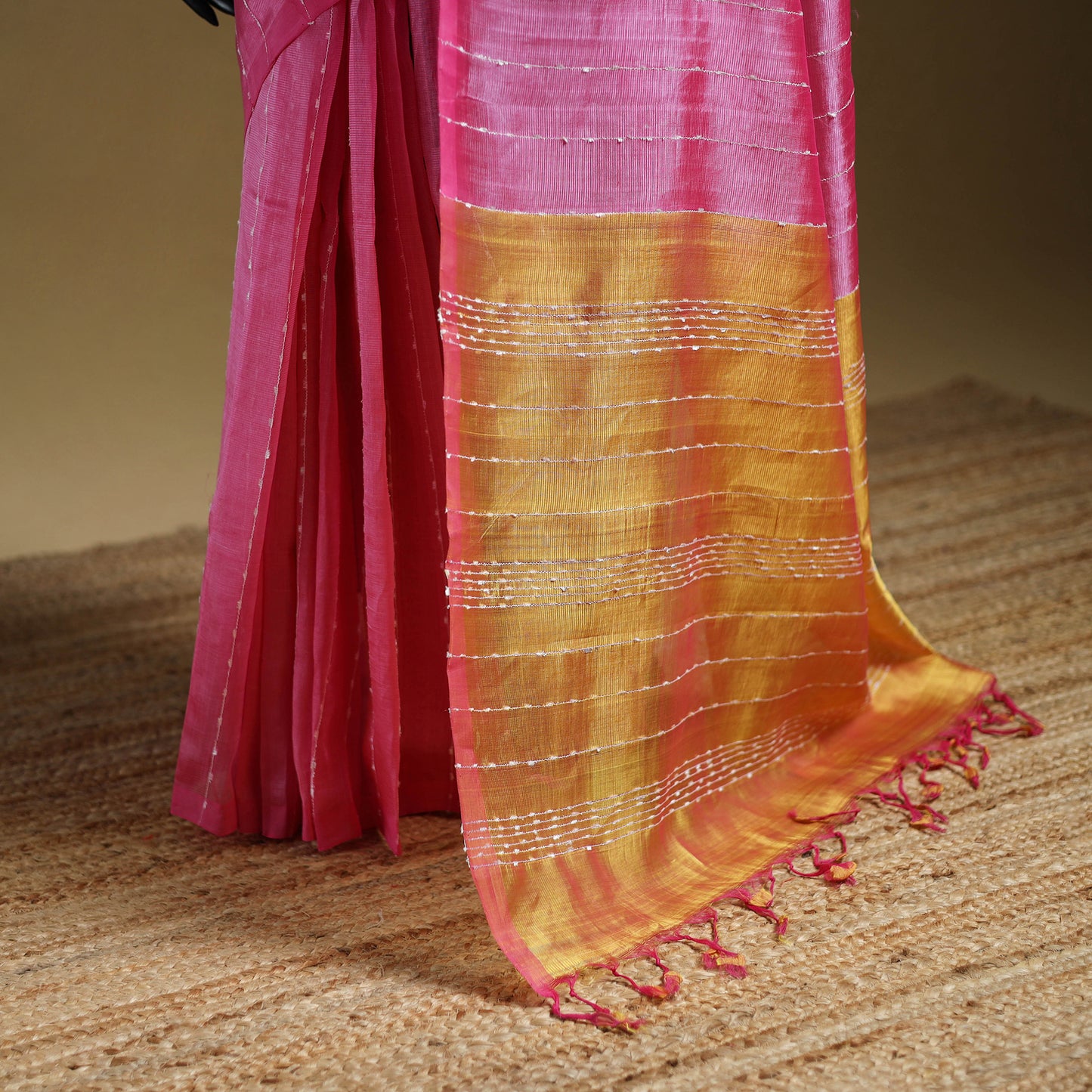 Pink - Pure Handwoven Mangalagiri Silk Cotton Pattu Saree 15