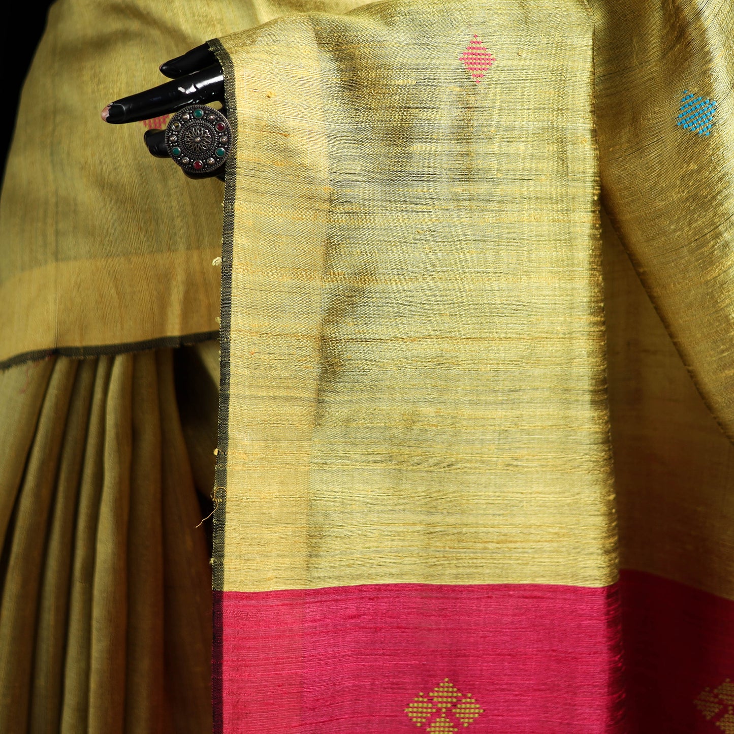 Handspun Handwoven Bhagalpuri Tussar Silk Saree 04