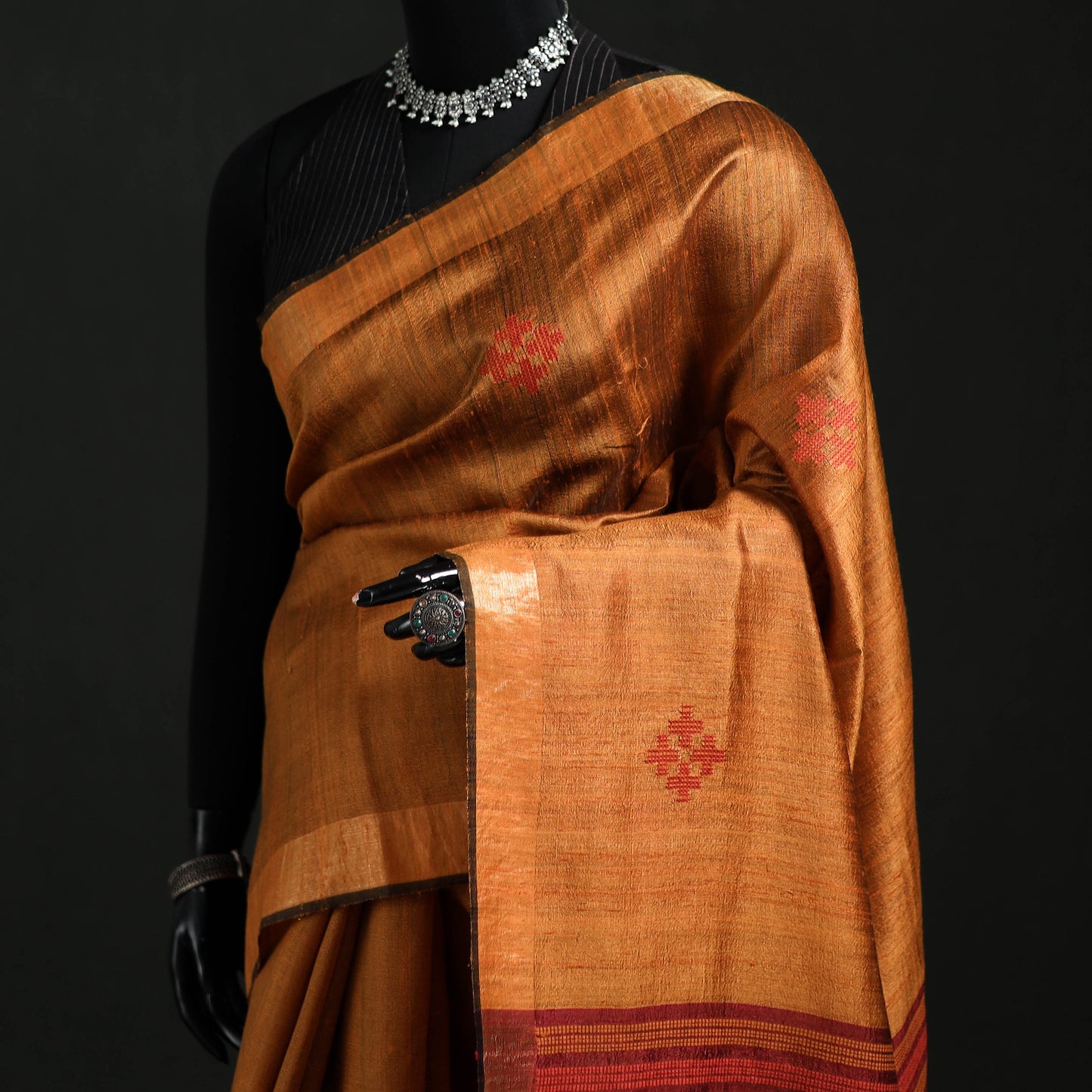 Handspun Handwoven Bhagalpuri Tussar Silk Saree 06