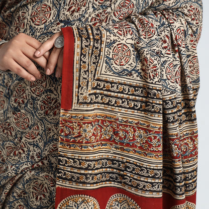 Multicolor - Pedana Kalamkari Block Printed Cotton Saree with Blouse Piece 15