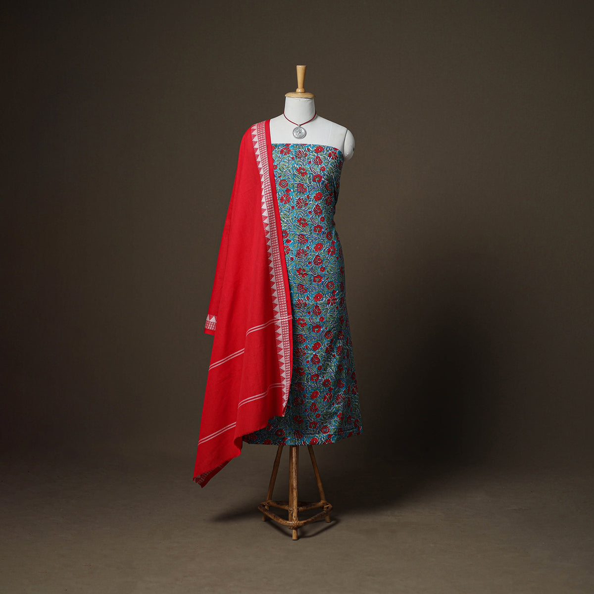 Sanganeri Block Print Cotton Unstitched Dress Material: Kurta, Bottom & Dupatta with Jewellery 28