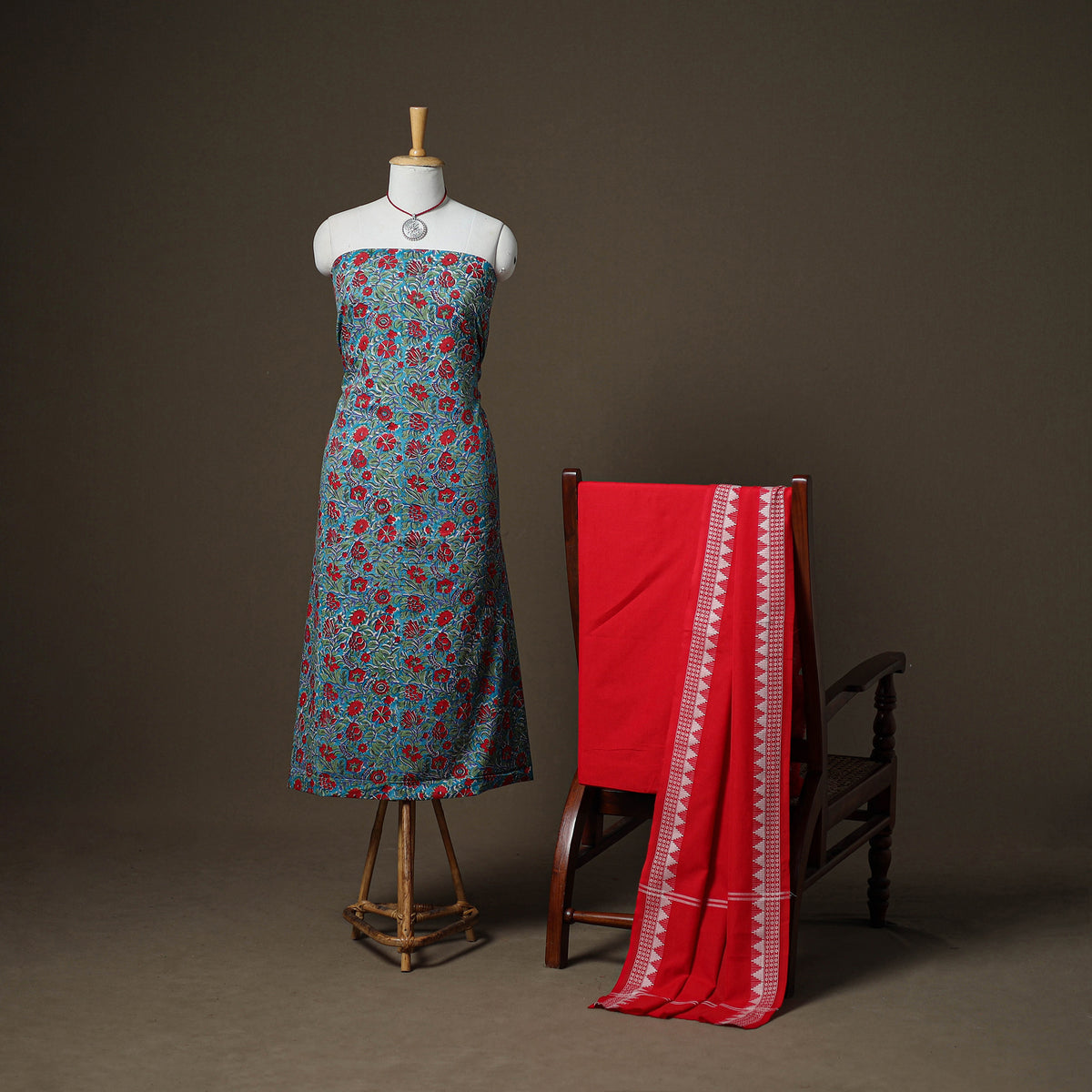 Sanganeri Block Print Cotton Unstitched Dress Material: Kurta, Bottom & Dupatta with Jewellery 28