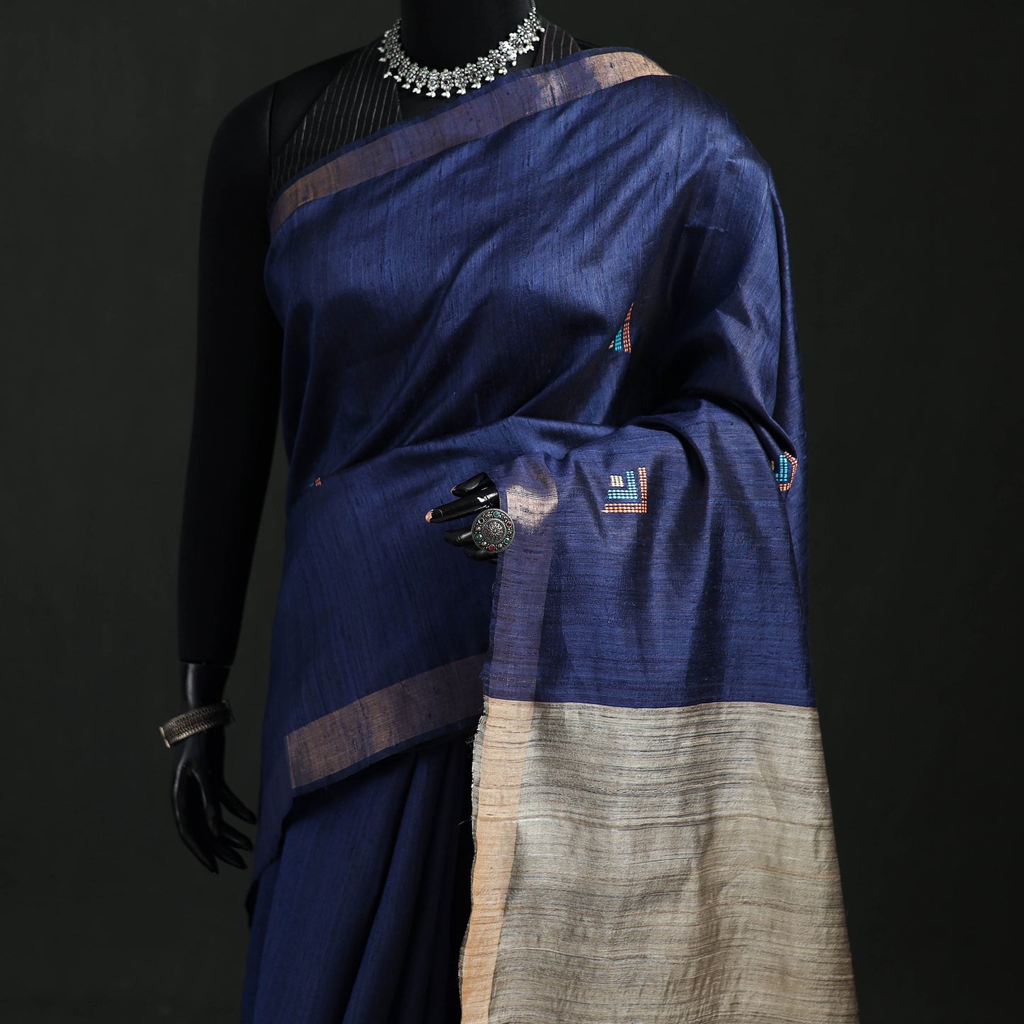 Handspun Handwoven Bhagalpuri Tussar Silk Saree 08