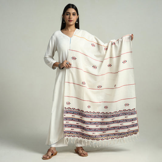White - Bengal Kantha Embroidery Khes Handwoven Cotton Dupatta with Tassels 39