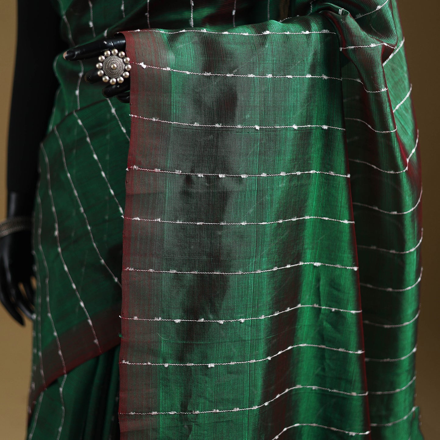 Green - Pure Handwoven Mangalagiri Silk Cotton Pattu Saree 23