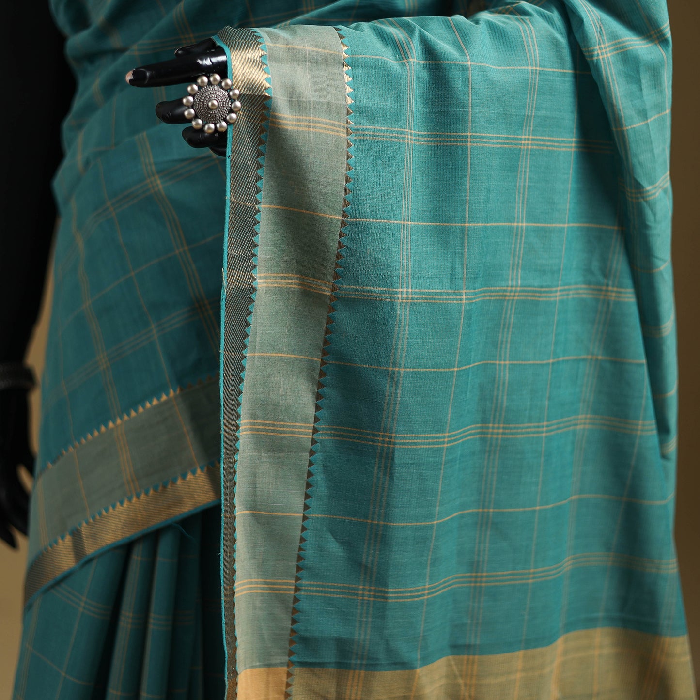 Green - Pure Handwoven Zari Checks Mangalagiri Cotton Saree 26