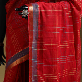 Red - Pure Handwoven Zari Checks Mangalagiri Cotton Saree 28