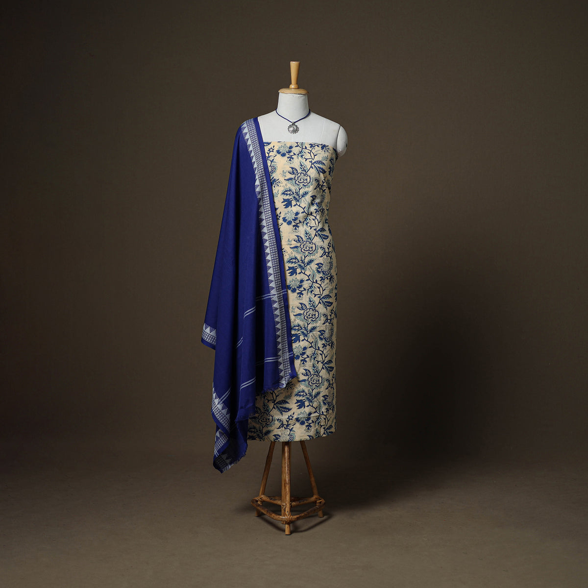Sanganeri Block Print Cotton Unstitched Dress Material: Kurta, Bottom & Dupatta with Jewellery 33