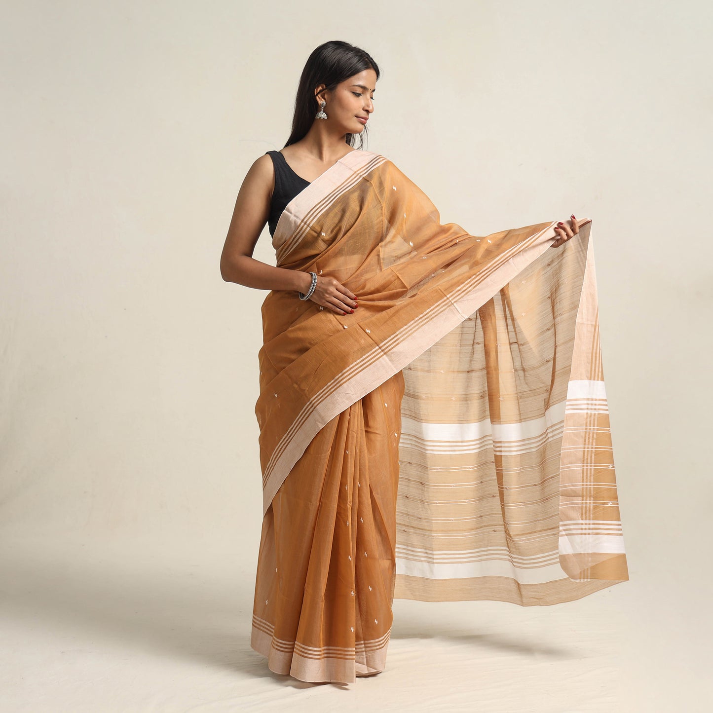 Traditional Handloom Chanderi Silk Cotton Saree 09