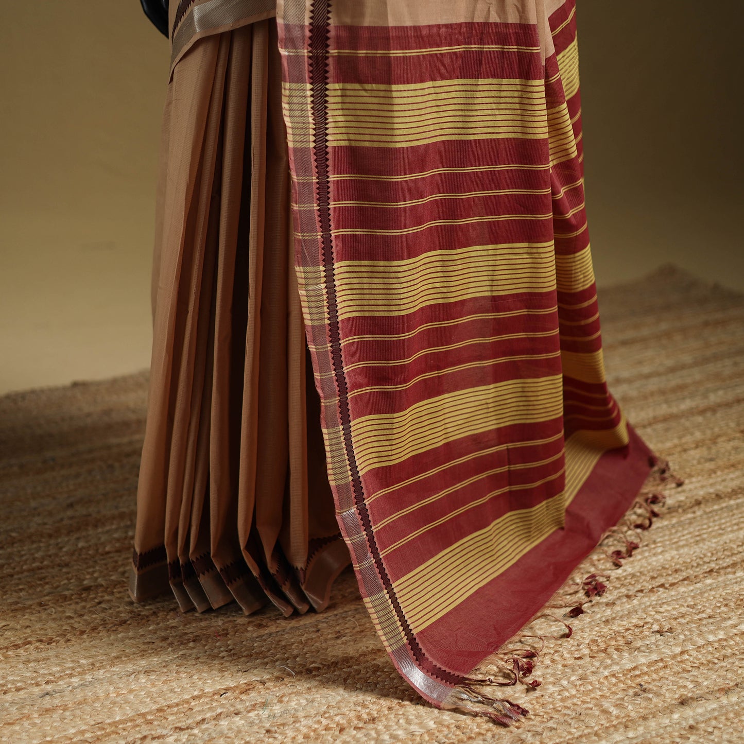 Beige - Pure Handwoven Mangalagiri Cotton Saree with Zari Border 34