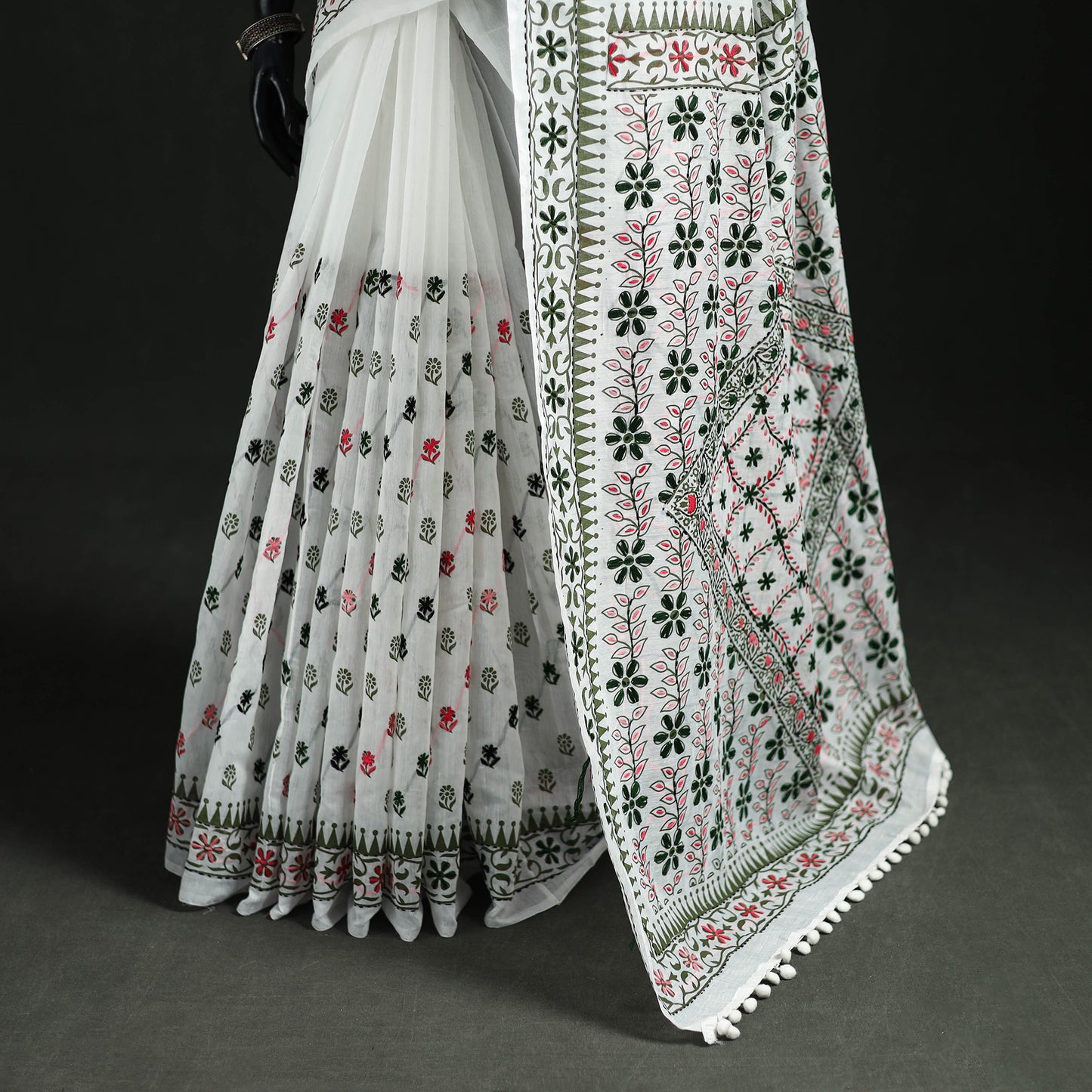 Hand Embroidered Chapa Work Silk Cotton Saree 08