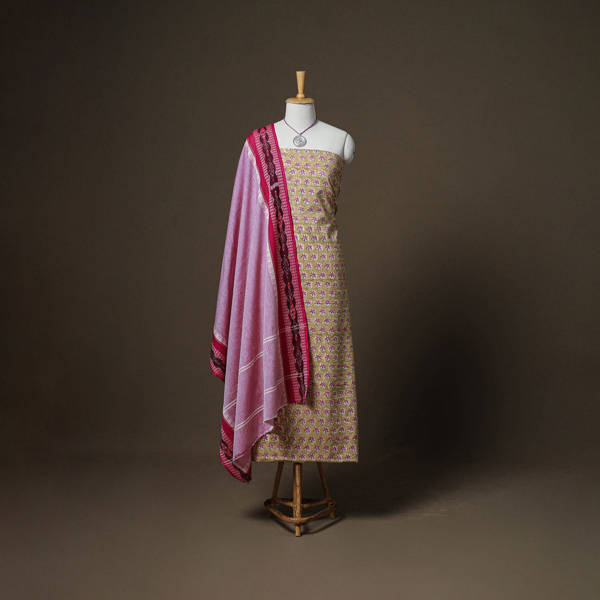 Sanganeri Block Print Cotton Unstitched Dress Material: Kurta, Bottom & Dupatta with Jewellery 41