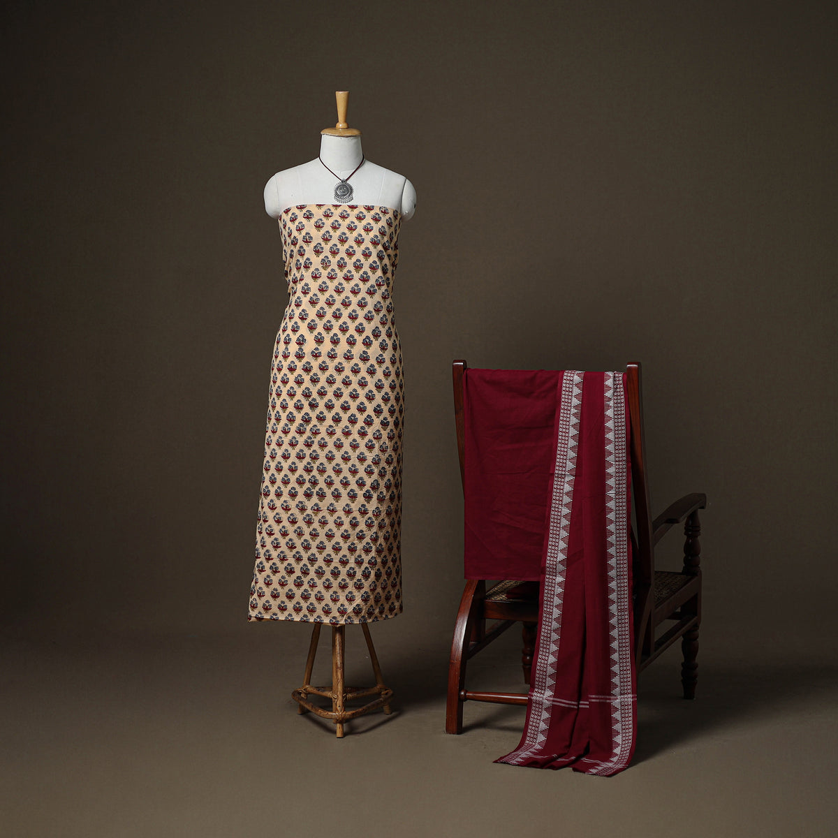Sanganeri Block Print Cotton Unstitched Dress Material: Kurta, Bottom & Dupatta with Jewellery 43