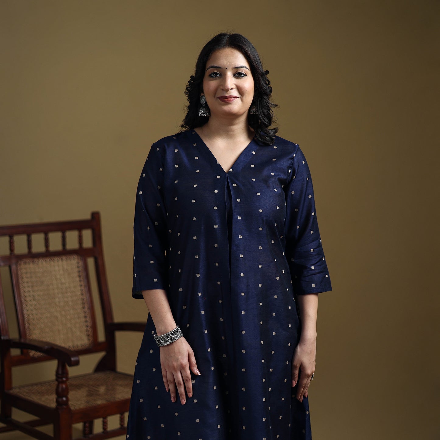 Blue - Plain Spun Dupion Viscose Silk Buti A-Line Kurta for women 12