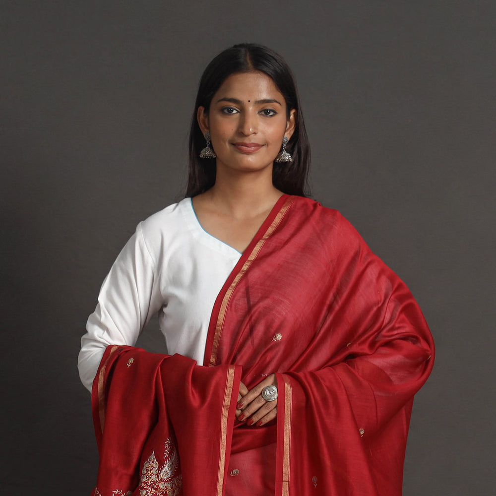 Red - Handloom Chanderi Silk Kashida Embroidery Dupatta 05