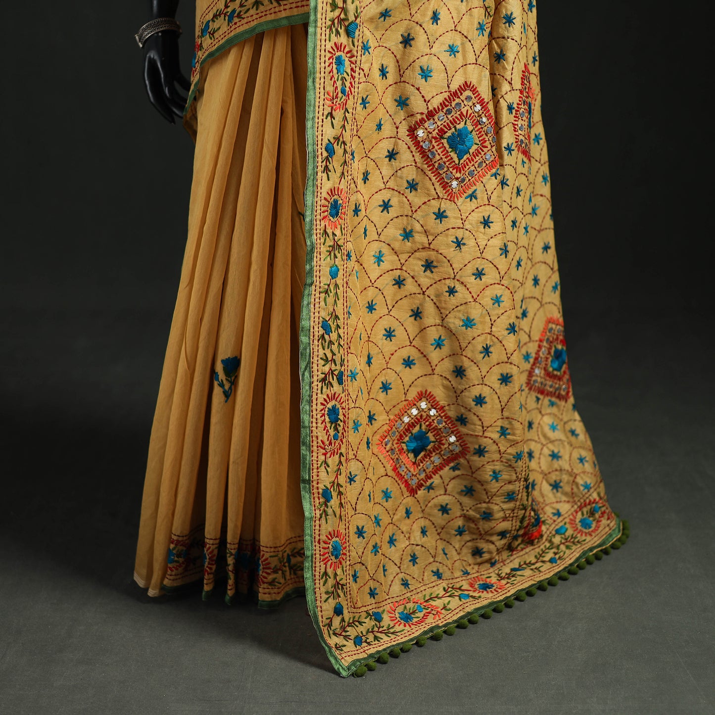 Hand Embroidered Chapa Work Silk Cotton Saree 18