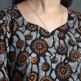 Buy Hand Batik Printed Cotton Kurta for Women