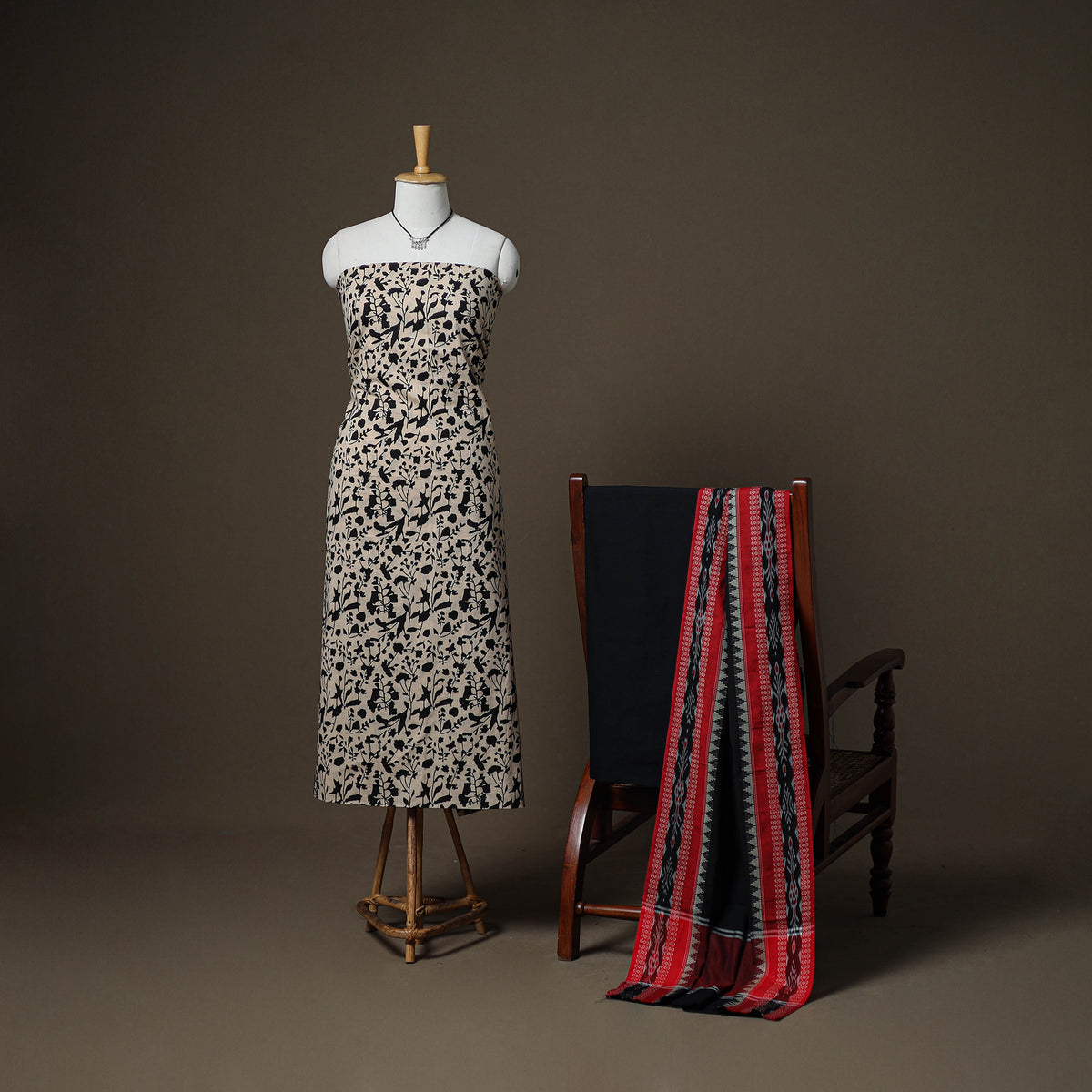 Sanganeri Block Print Cotton Unstitched Dress Material: Kurta, Bottom & Dupatta with Jewellery 50