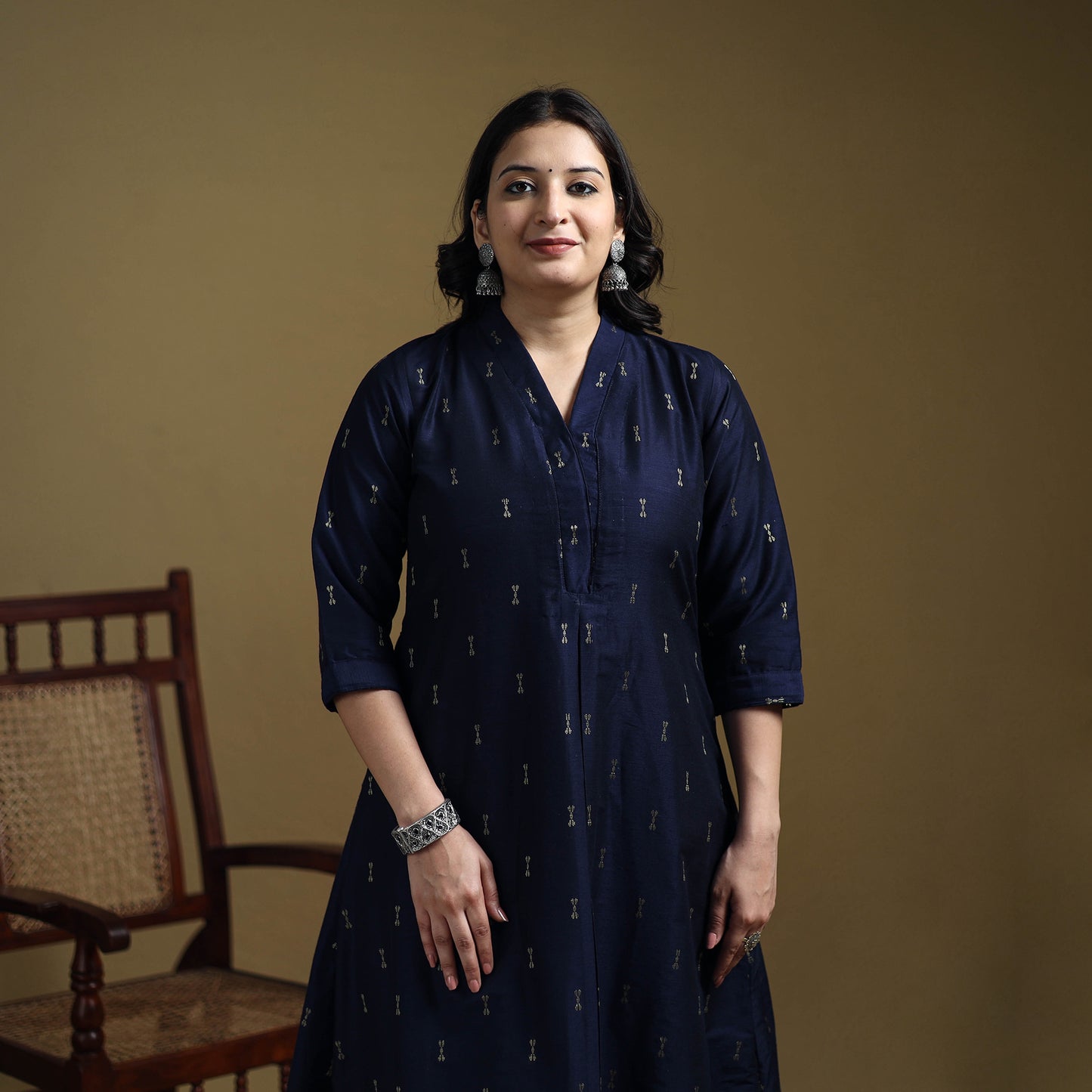Blue - Plain Spun Dupion Viscose Silk Buti A-Line Kurta for women 04