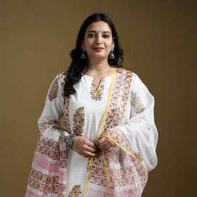 Sanganeri Hand Block Print Cotton Suit Set with Dupatta for women 09