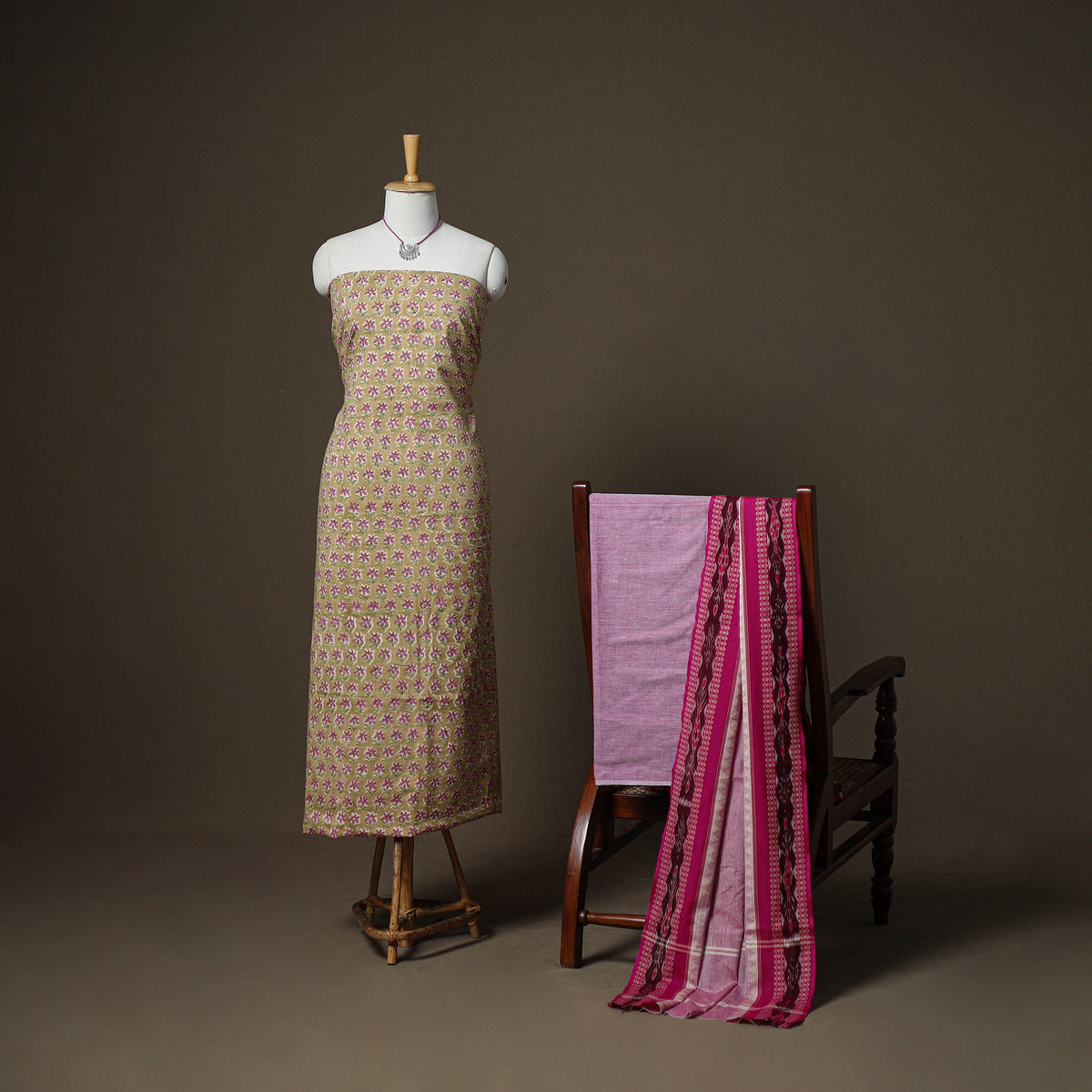 Sanganeri Block Print Cotton Unstitched Dress Material: Kurta, Bottom & Dupatta with Jewellery 42