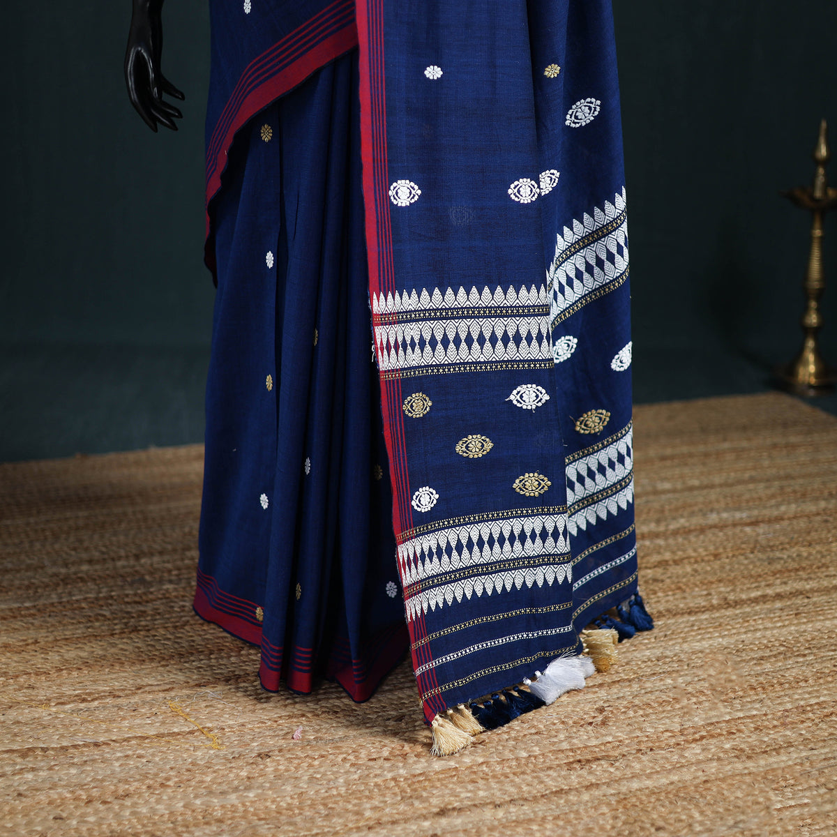 Silk Cotton Thread Buti Assam Pure Handwoven Saree with Blouse Piece 04