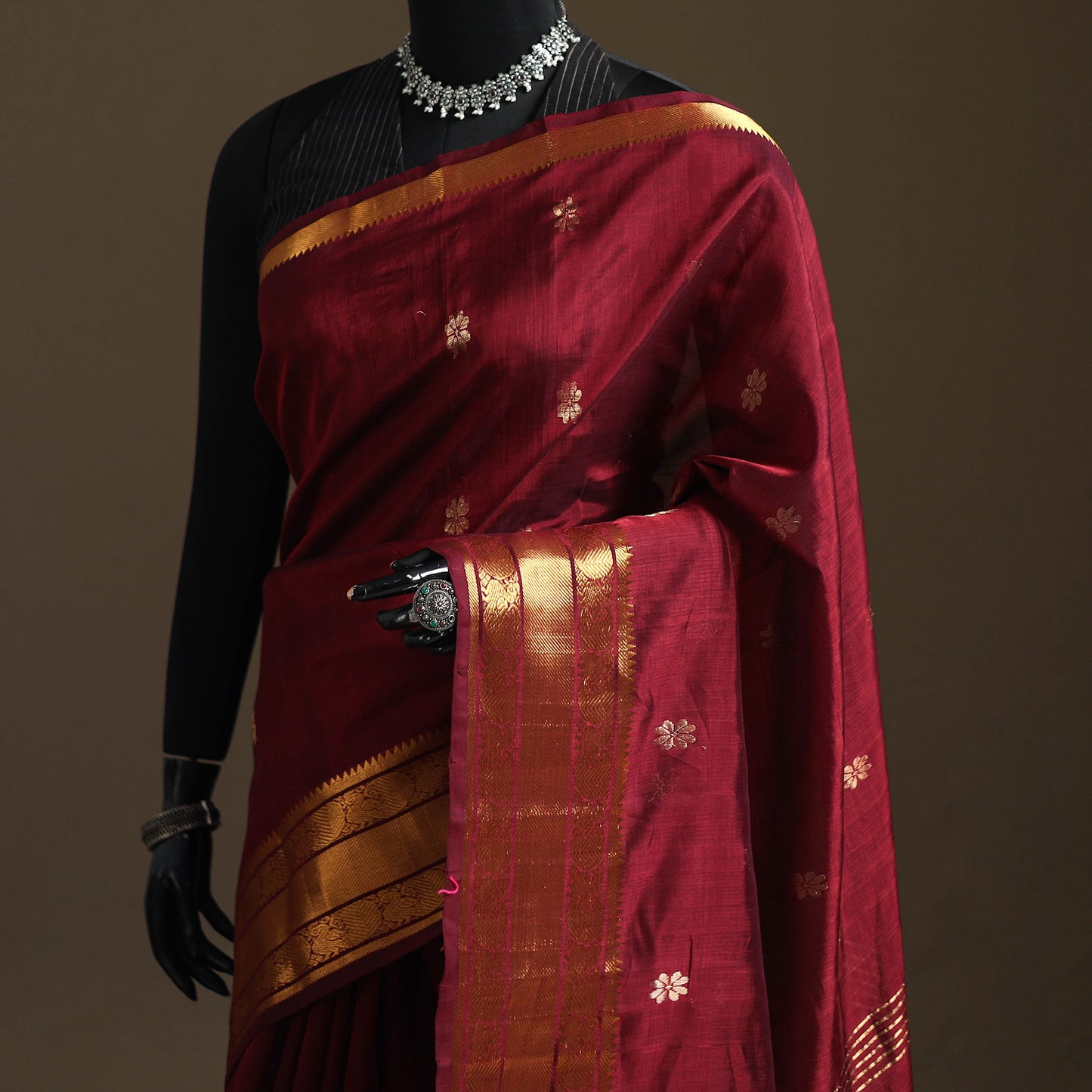Maroon - Pure Handwoven Mangalagiri Silk Cotton Pattu Saree with Zari Border 03