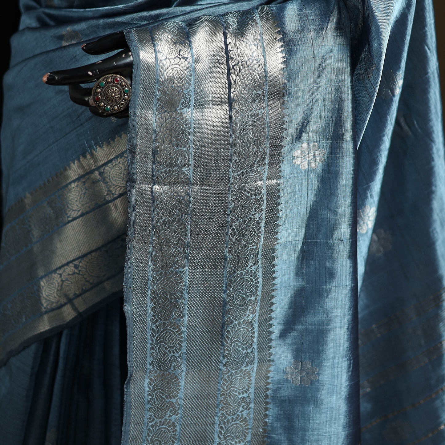 Blue - Pure Handwoven Mangalagiri Silk Cotton Pattu Saree with Zari Border 04