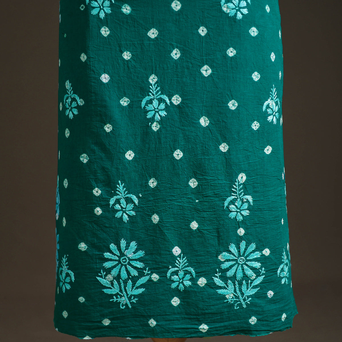 Lucknowi Chikankari Hand Embroidered Cotton Unstitched Kurta Material (2.5M) 03