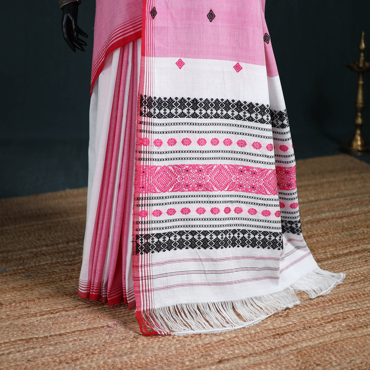 Silk Cotton Thread Buti Assam Pure Handwoven Saree 09