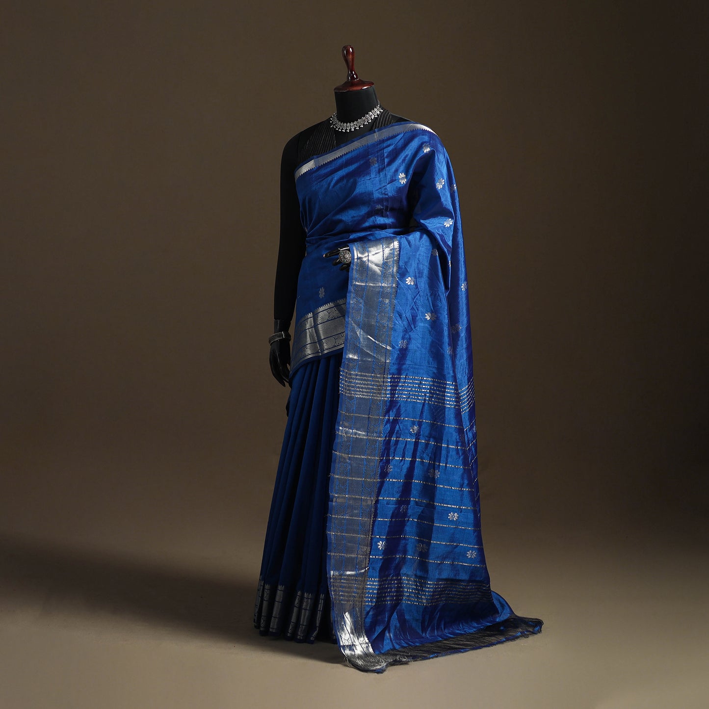 Blue - Pure Handwoven Mangalagiri Silk Cotton Pattu Saree with Zari Border 08